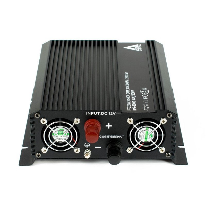 AZO Digital 12 VDC / 230 VAC IPS-1200D 1200W voltage converter with display