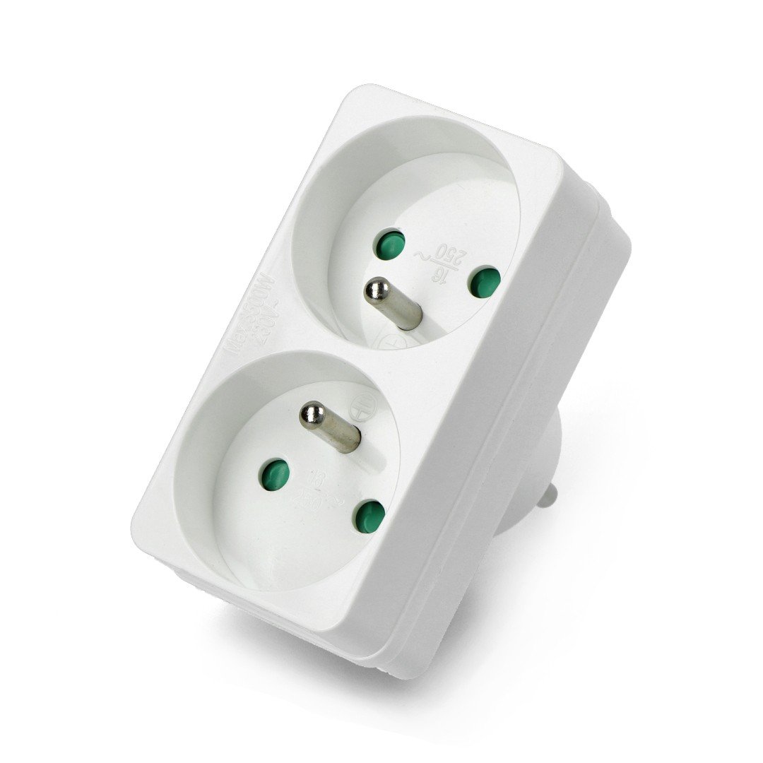 15A ROUND PIN PLUG FITTED TO A 13A TRAILING SOCKET WHITE  230V 240V 13A MAX! 