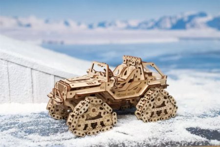 Tracked off-road vehicle - assembly mechanical model - veneer - 423 pieces - Ugearsmodels