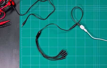 1 to 5 Splitter with 3.5mm Jack - Accessory for Shelly The Pill